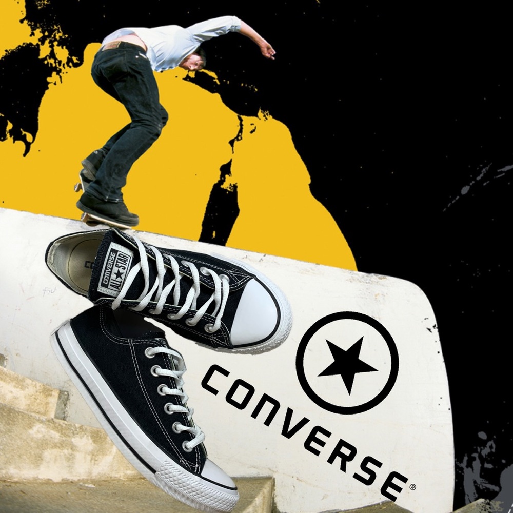 Classic black white unisex low top converse